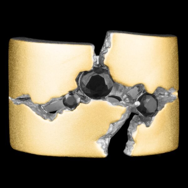 Natural 4mm Black Spinel Ring Handmade in Sterling Silver 925 - Image 3